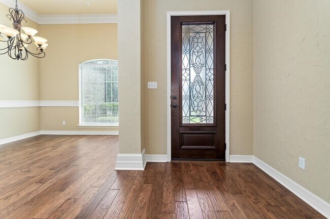 Building Photo - 3525 Windrose Dr