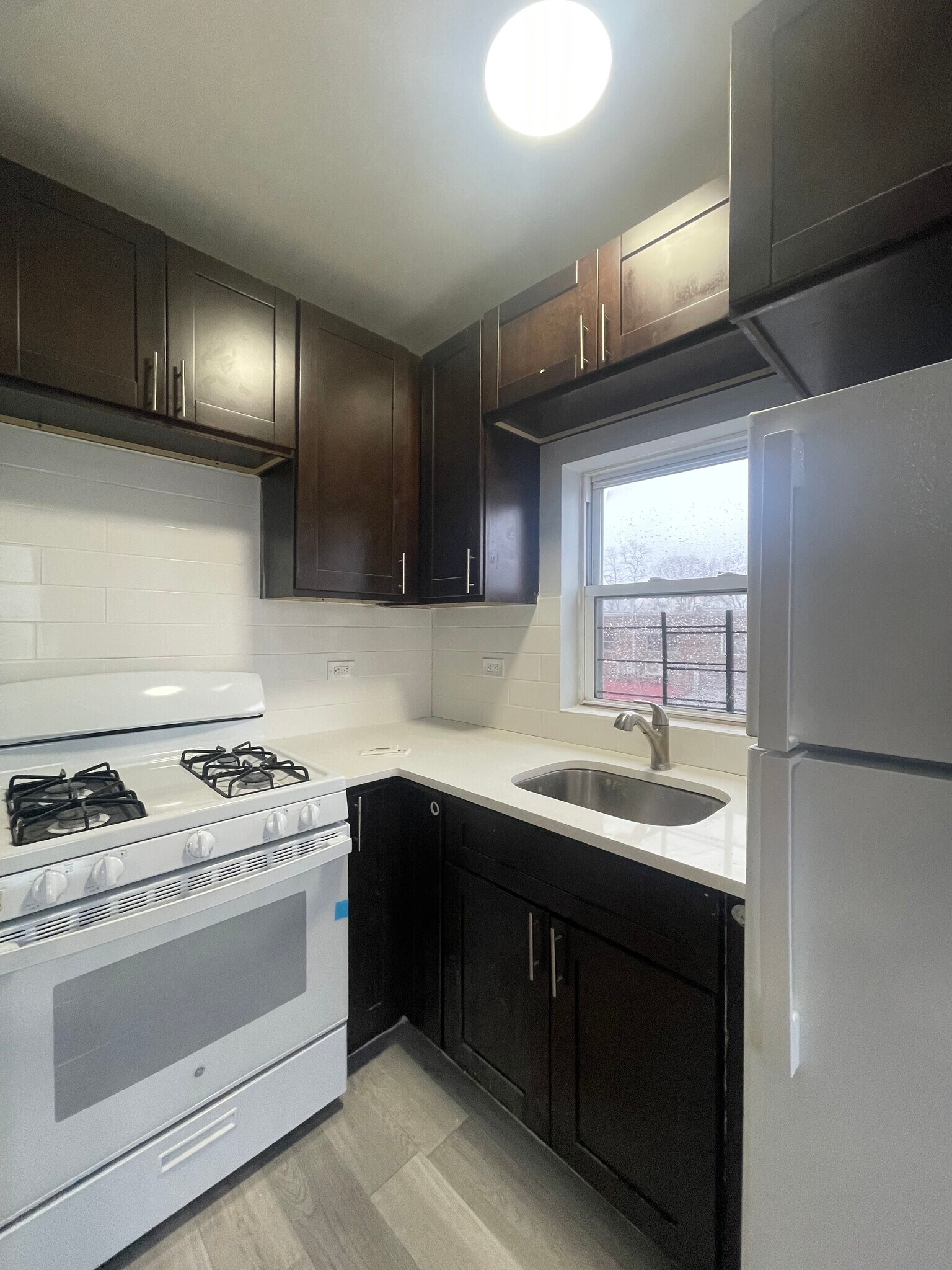 Building Photo - 3222 Tibbett Ave