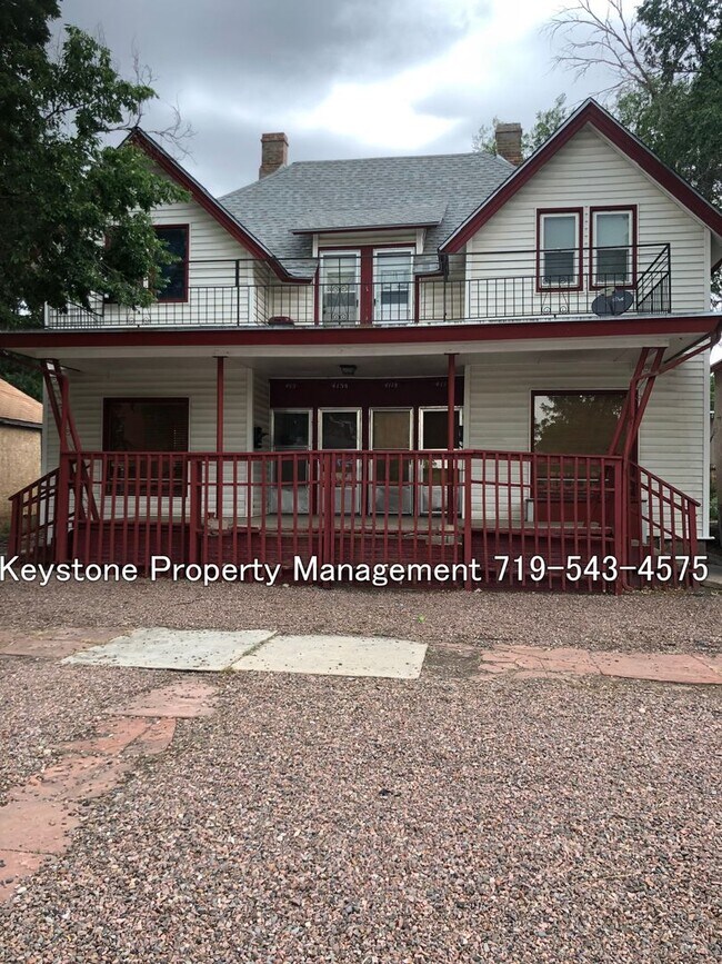 Building Photo - Charming Apartment - Conveniently located -  Downtown 4-Plex with 2 Bedrooms/1 Bath $850/$850