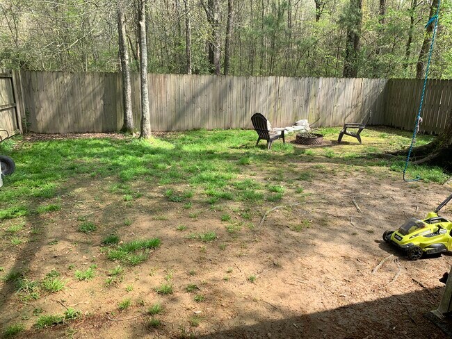 Building Photo - 17618 Avalon Terrace