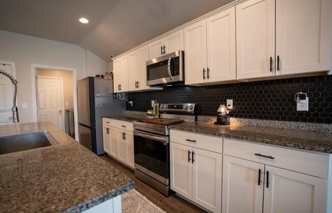 Building Photo - 16430 Natchez Dr