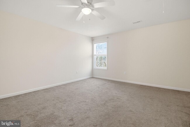 Building Photo - 950 Grouse Pointe Dr