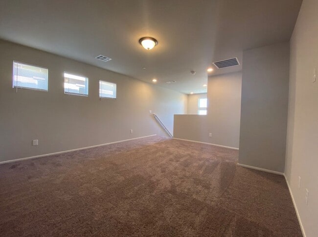 Building Photo - 4451 Sapphire Moon Ave