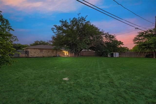 Building Photo - 6013 Barry Dr