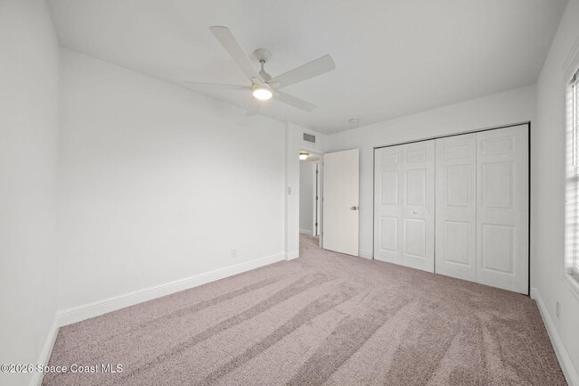 Building Photo - 913 S Colonial Ct