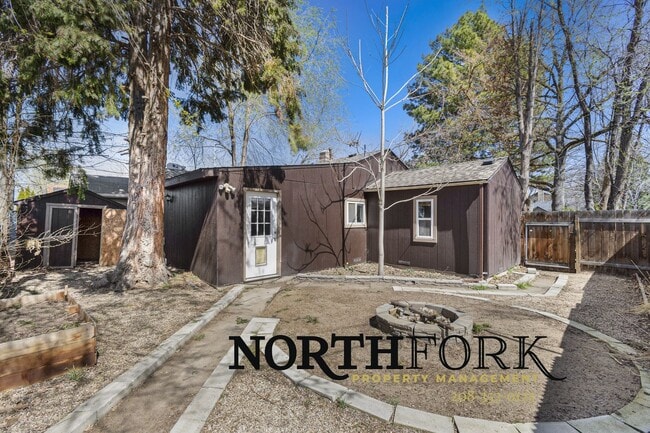 Building Photo - Boise Bench Home Available 6/1