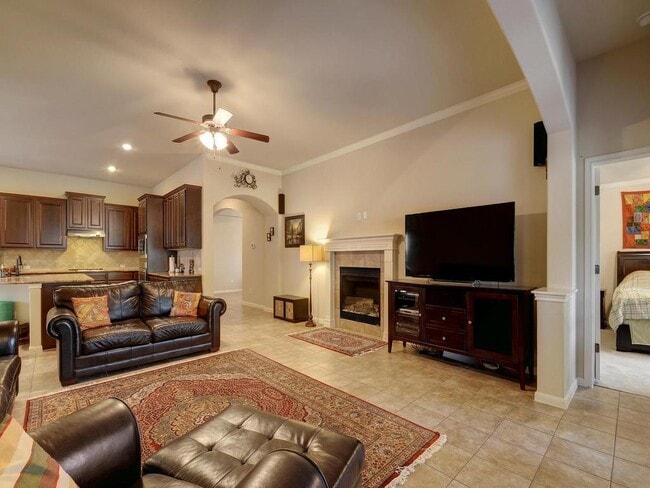 Building Photo - 7309 Jaborandi Dr