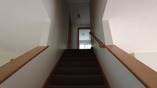 Building Photo - 68 Flagg Rd