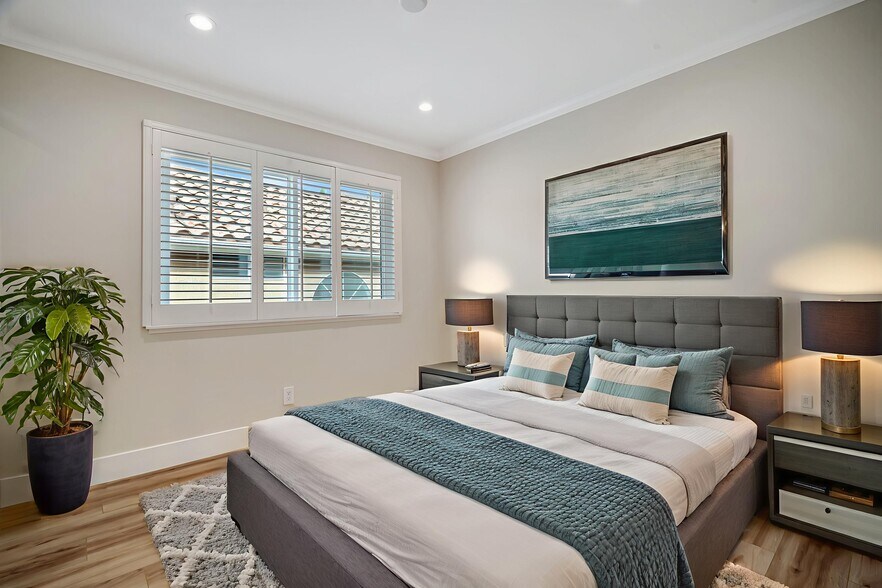 Building Photo - 4016 Cam Plano