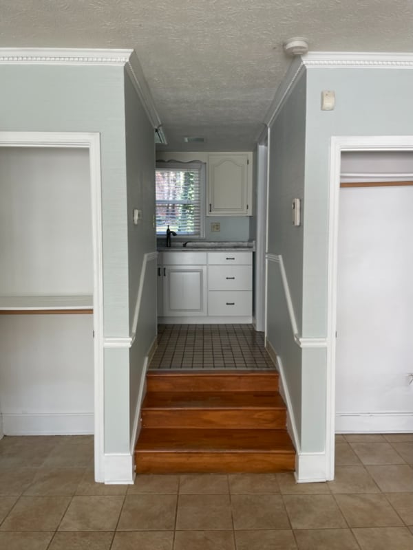 Building Photo - 4725 Dana Terrace SW