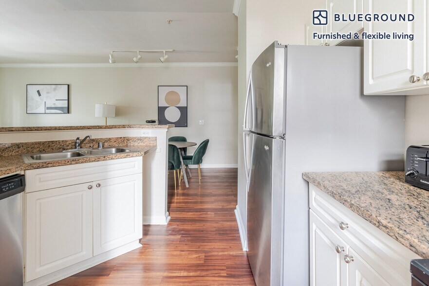 Building Photo - 700 Agnew Rd