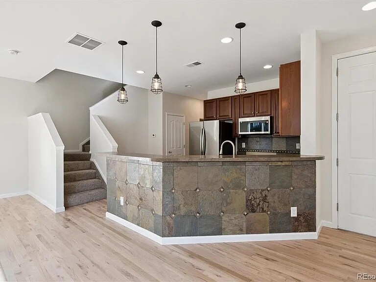 Building Photo - 8999 Apache Plume Dr