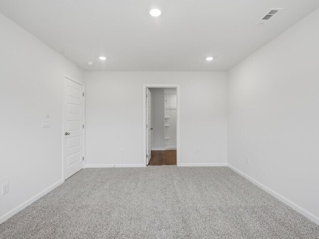 Building Photo - 9919 Sequoyah Cv Dr SE
