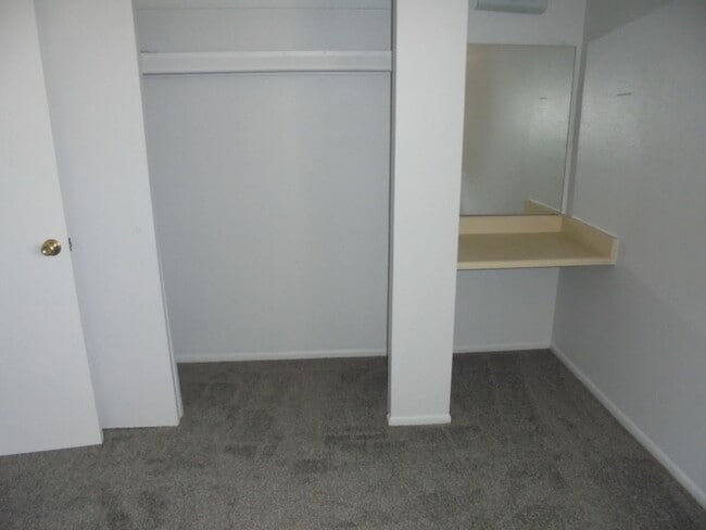 Building Photo - Great Rental