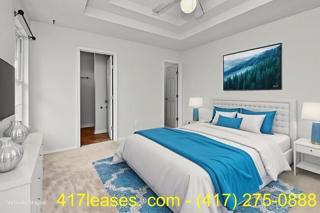 Building Photo - 834 S Duke Ave