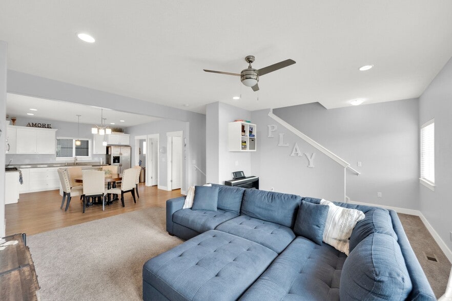 Building Photo - 67 S Walker Ln