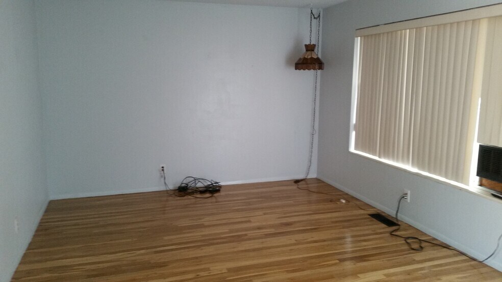 Building Photo - 645 Colorado River Blvd