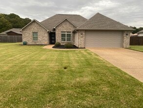 Building Photo - Home at last