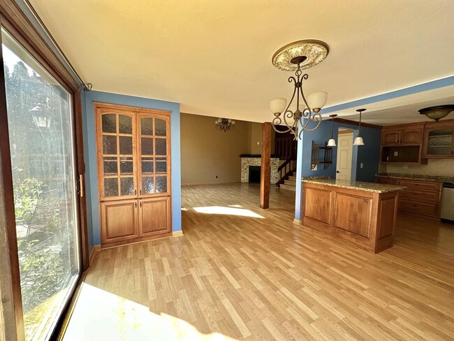 Building Photo - 12930 N Colony Dr