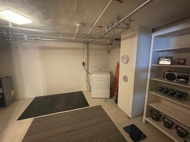 Building Photo - 226 Nevada St