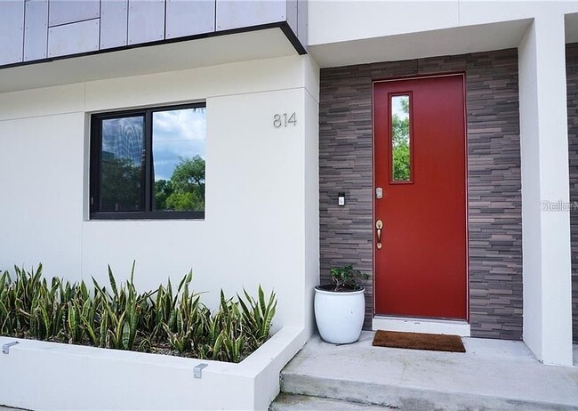 Building Photo - 814 2nd Ave N