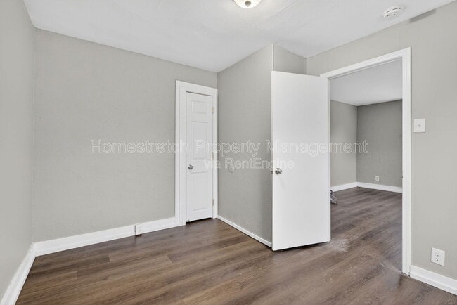 Building Photo - 5430 Hodiamont Ave