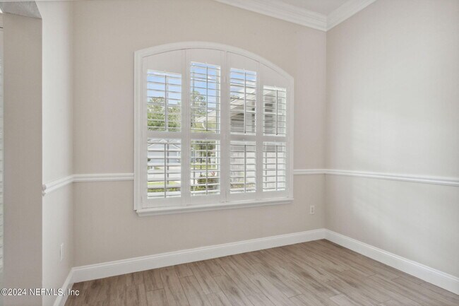 Building Photo - 13260 Bonaparte Ln