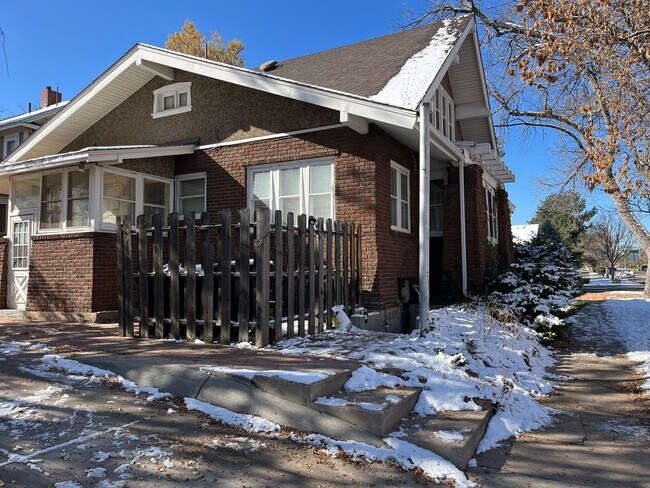 Building Photo - 1500 11th Ave