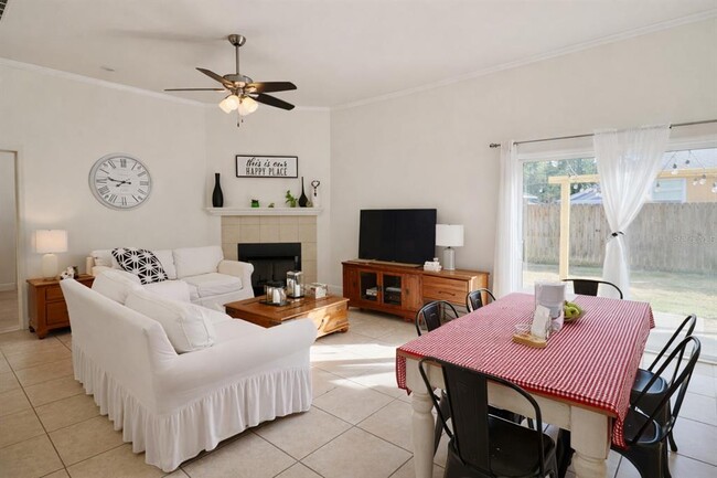 Building Photo - 14271 NW 10th Rd