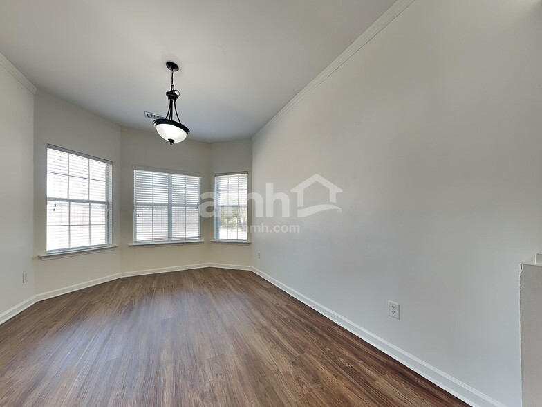 Building Photo - 11216 Arlington Trace Dr