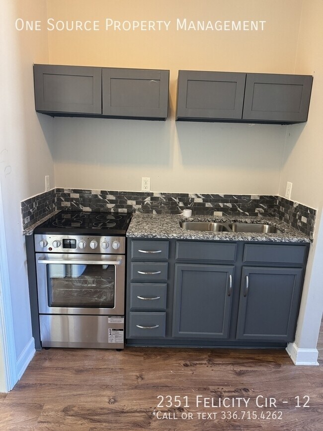 Building Photo - 2351 Felicity Cir