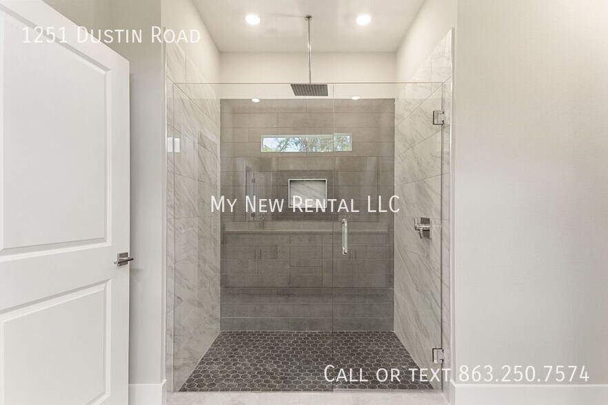 Building Photo - 1251 Dustin Rd