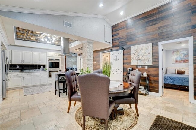 Building Photo - 3451 Dawn Ct