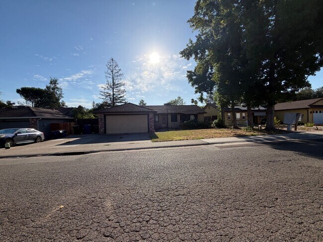 Building Photo - 7724 Woodchuck Way