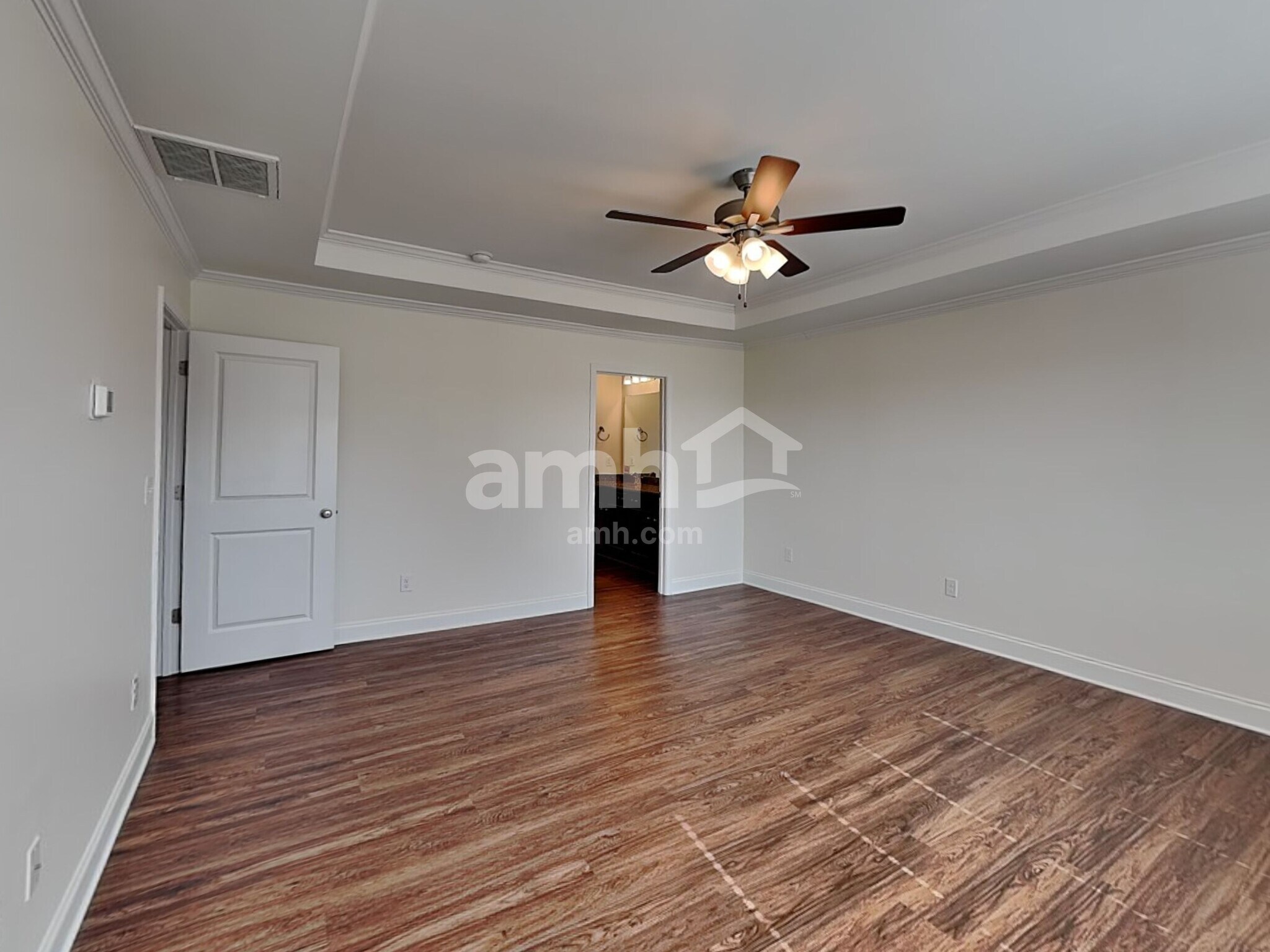 Building Photo - 185 Larragan Dr