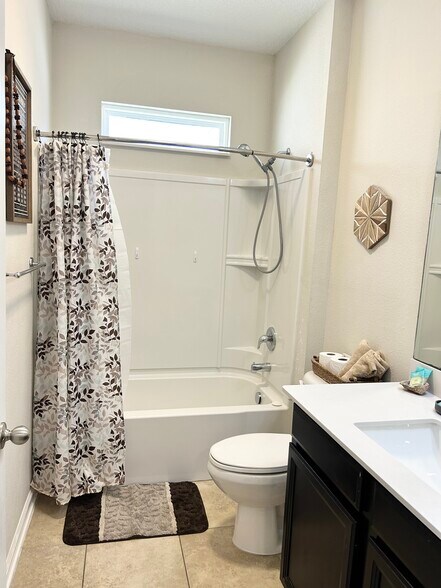 Building Photo - 411 Citrus Ridge Dr
