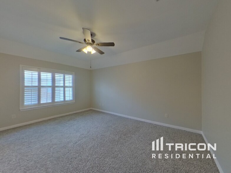 Building Photo - 5715 Danville Ln