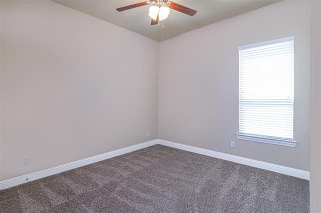 Building Photo - 15601 Renshaw Wy