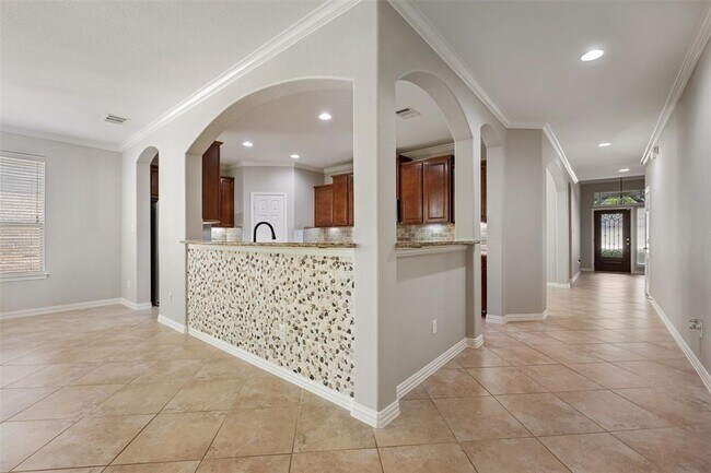 Building Photo - 514 Walsh Hill Trail