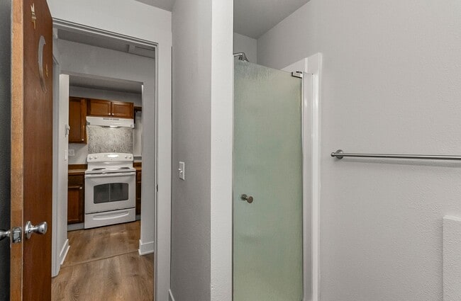 Building Photo - Cute 1 bedroom close to everything in Everett