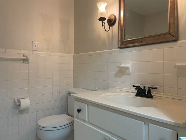 Building Photo - 3801 Rockbrook Cir