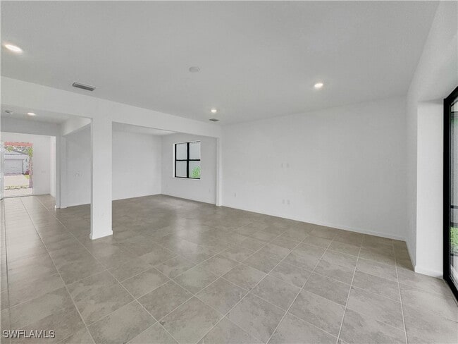 Building Photo - 3748 Passion Vine Dr