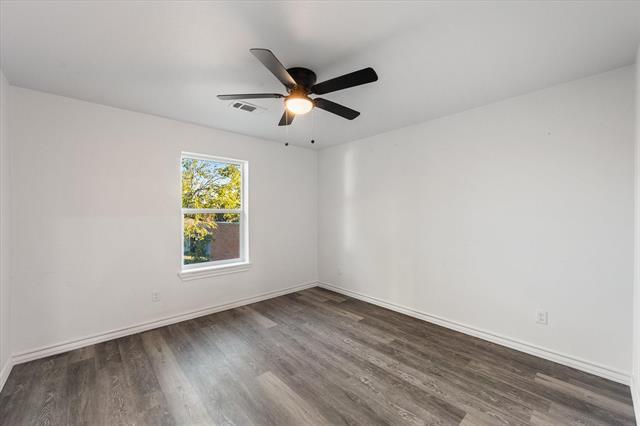 Building Photo - 2004 W 2nd Ave