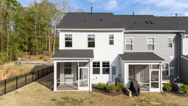Building Photo - Charming 3 Bedroom Home located in Wake Forest
