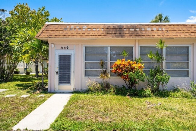 Building Photo - 3645 SW Natura Ave