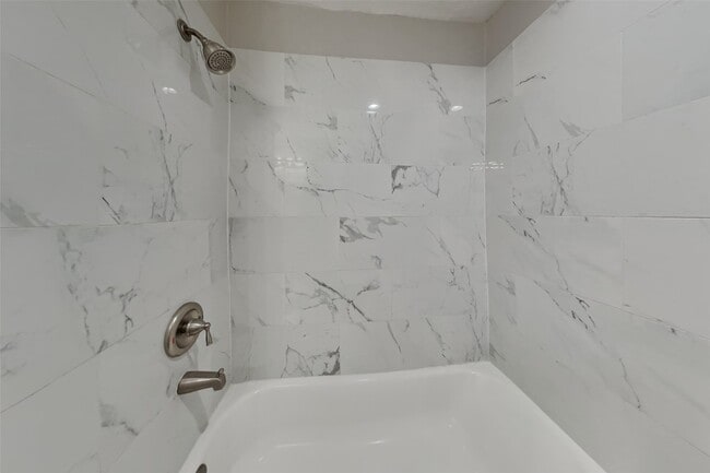 Building Photo - 6823 Harpers Dr