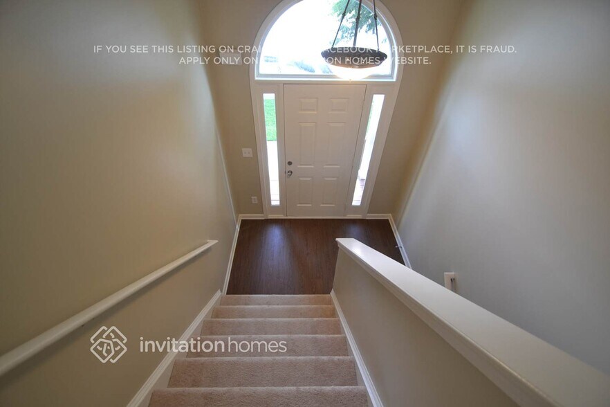 Building Photo - 2959 Meadow Point Dr