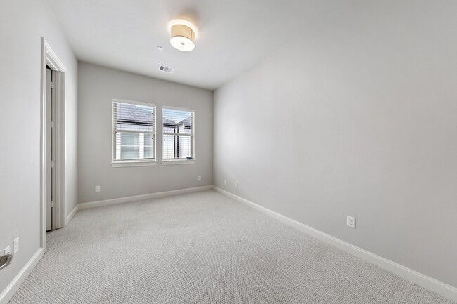 Building Photo - 2719 Cohn St