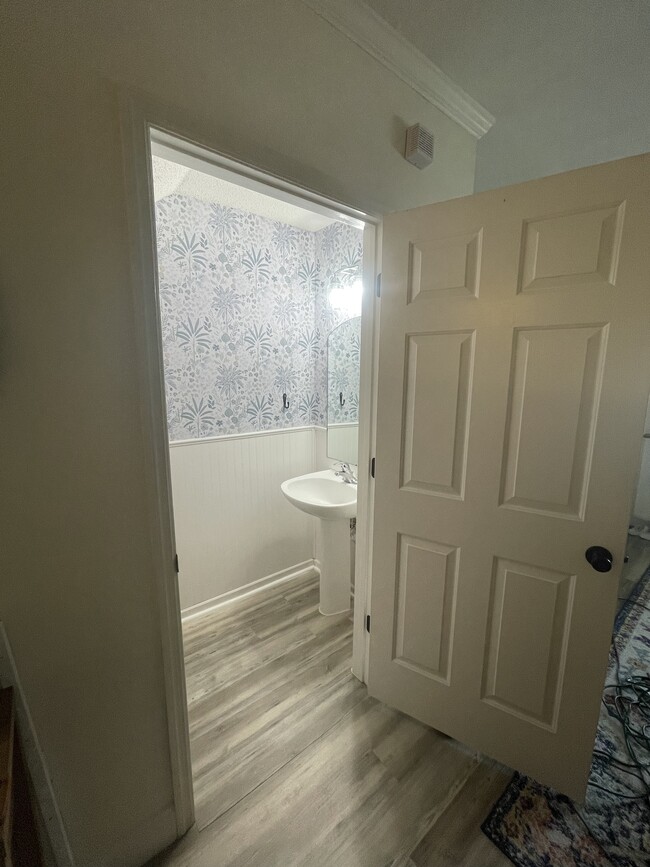 Downstairs half bath - 12311 Kensington Lakes Dr