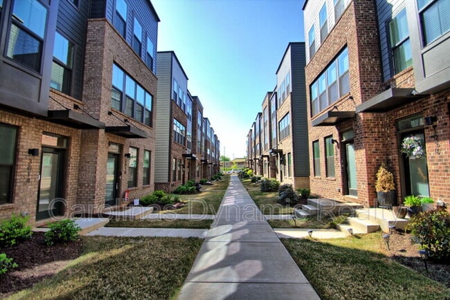 Building Photo - 3014 Terroir Ln